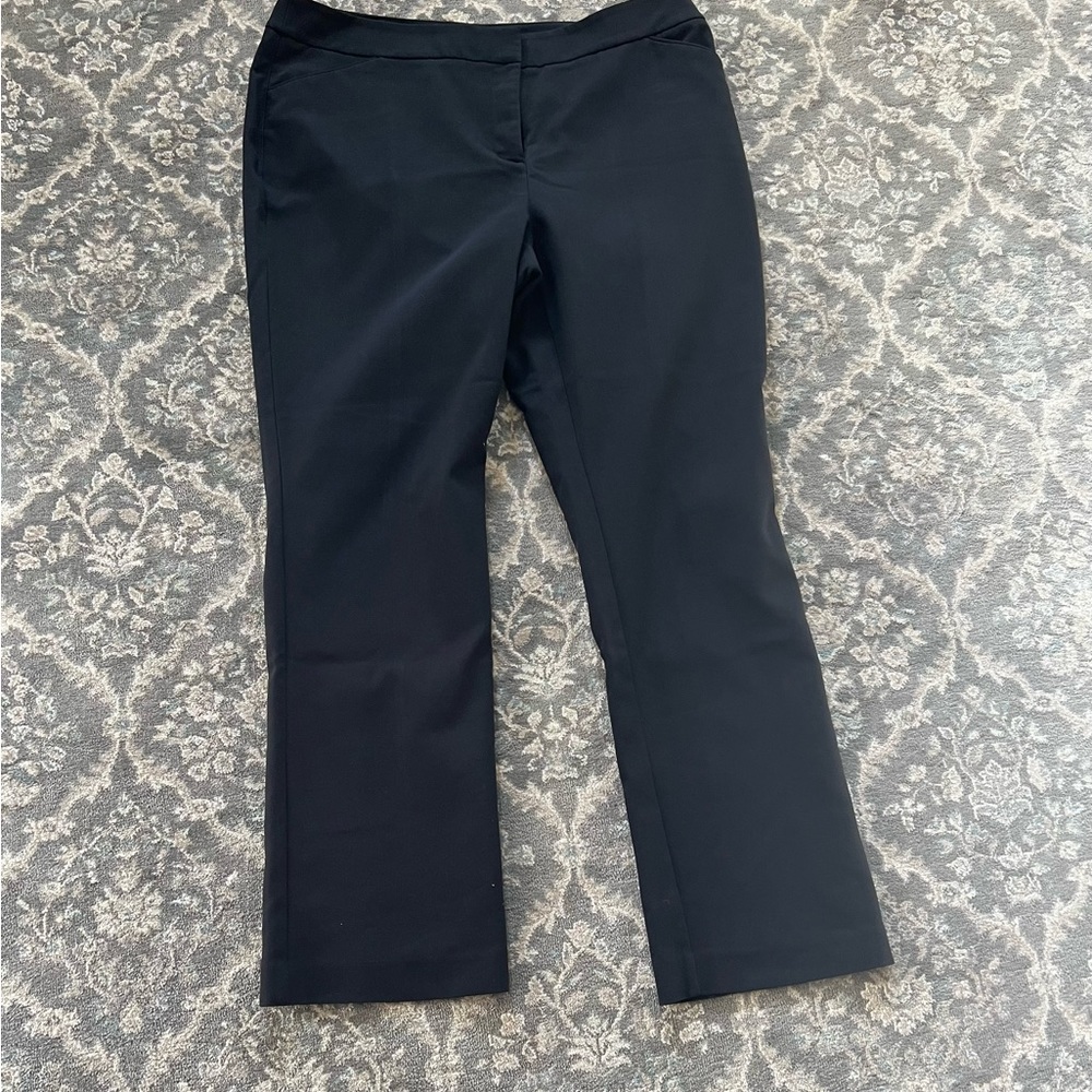 Chico’s So Slimming black pant